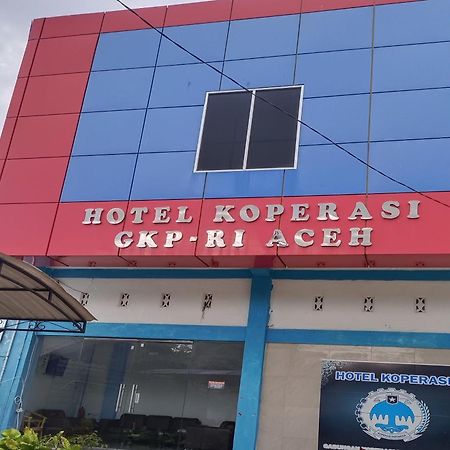 Oyo 92207 Hotel Koperasi Banda Aceh Exterior foto