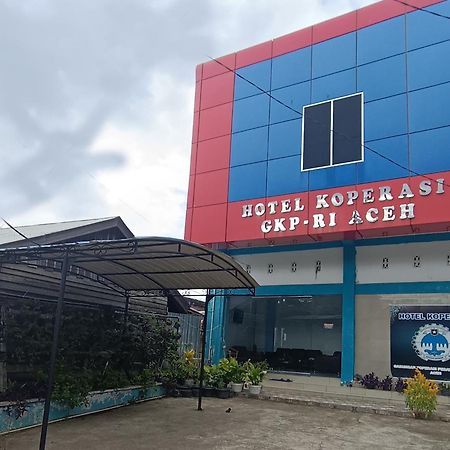 Oyo 92207 Hotel Koperasi Banda Aceh Exterior foto
