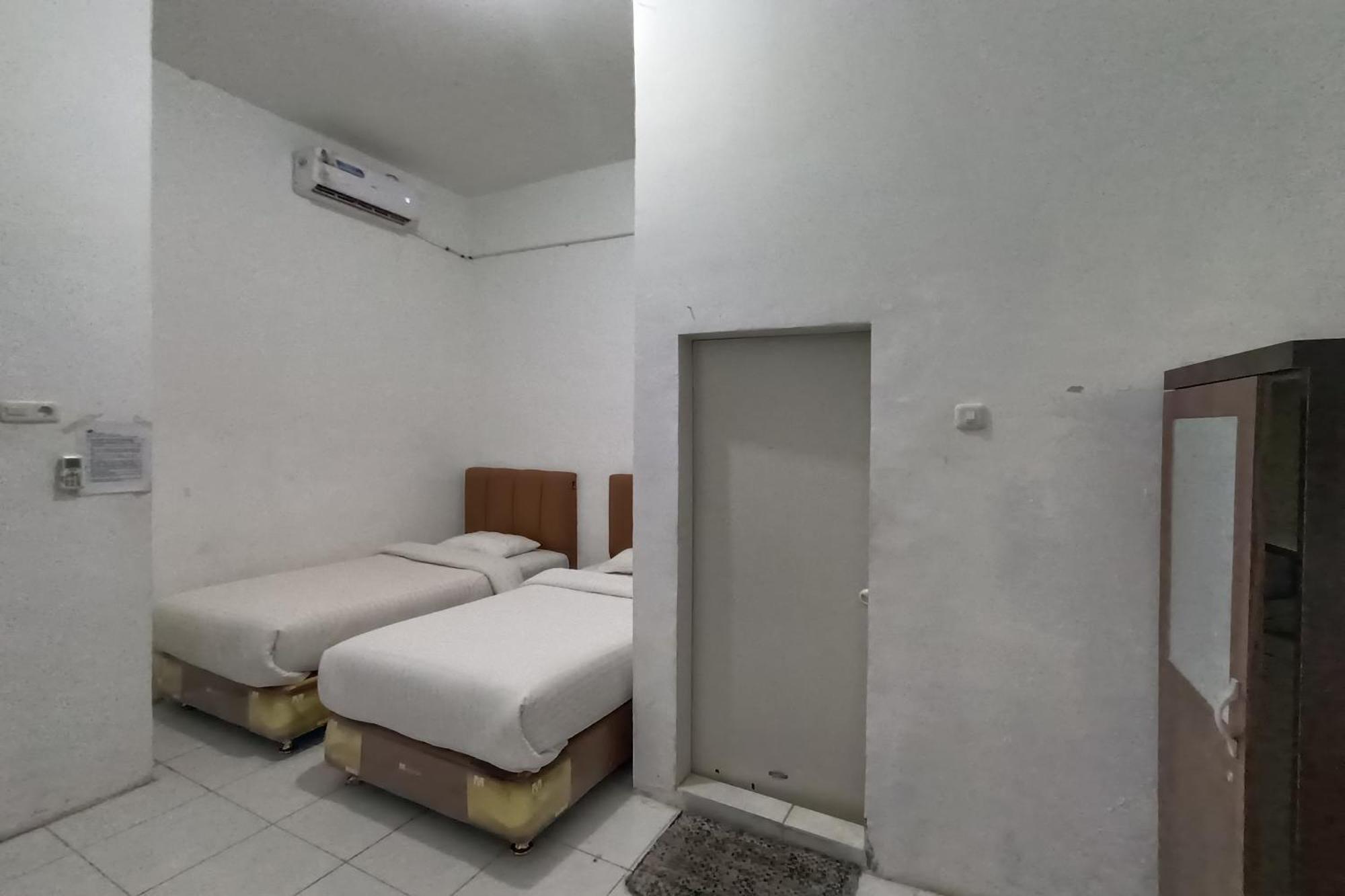 Oyo 92207 Hotel Koperasi Banda Aceh Exterior foto